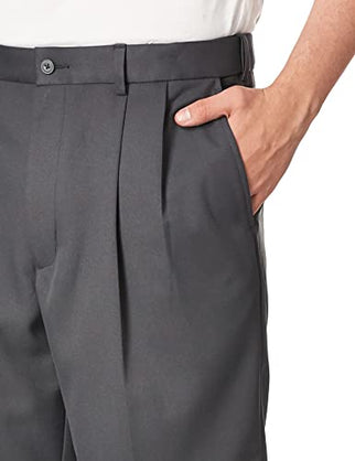 PGA TOUR Men's Double Pleat Golf Short with Active Waistband, 9" Inseam